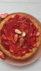 Erdbeerkuchen mit Vanillepudding